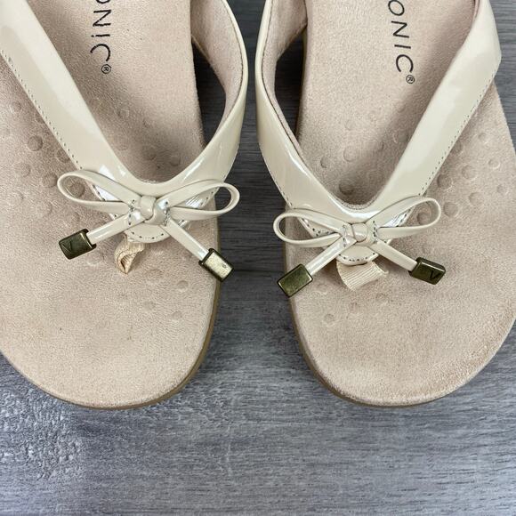 Vionic Cream Tan Bella II Thong Sandal Sz.7.5 - Picture 5 of 13